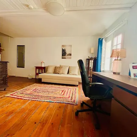 公寓 Alfama Cozy & Bright Apartment, Monthly